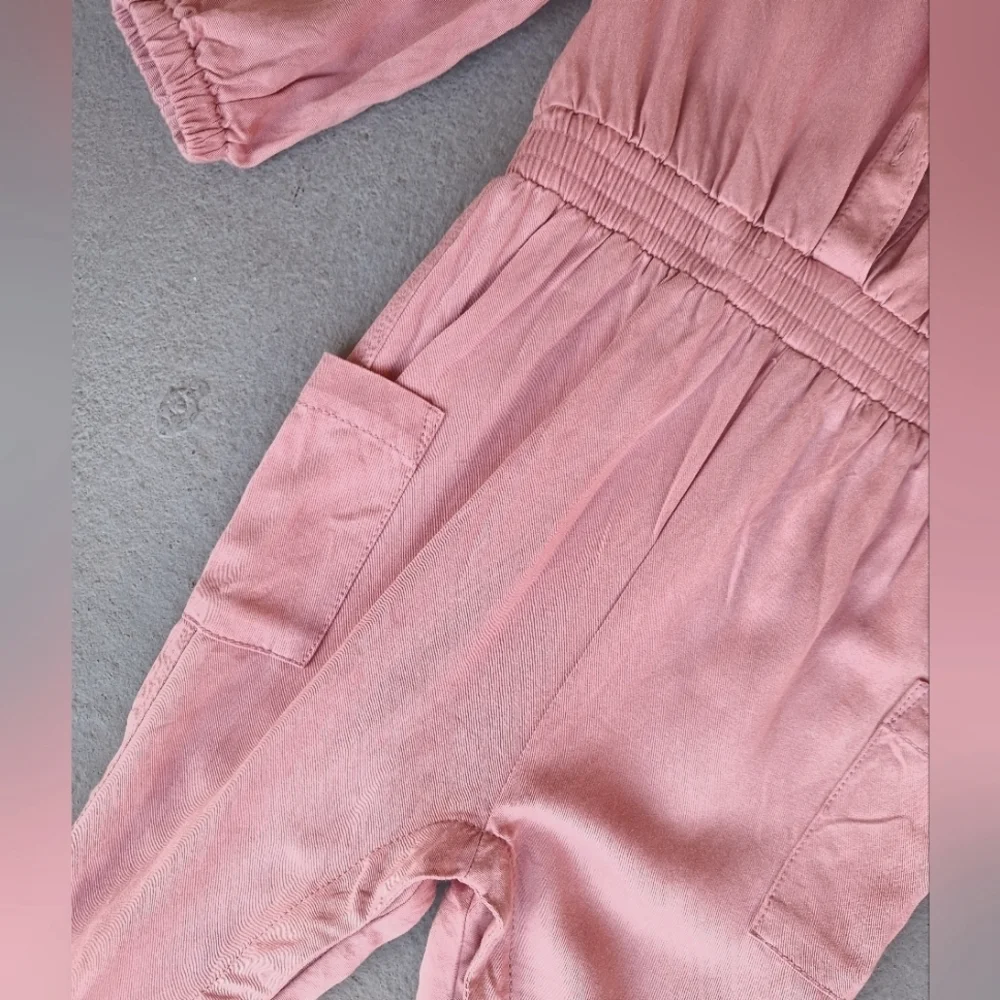 Old Navy Long-Sleeve Utility Pocket Jumpsuit for Baby 12-18 months